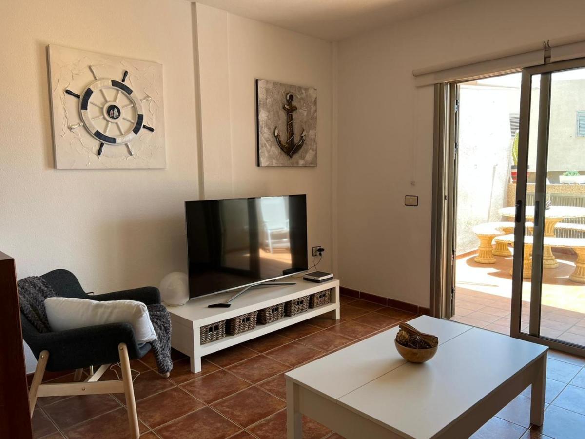 Apartamentos Vista Marina - El Medano Екстериор снимка