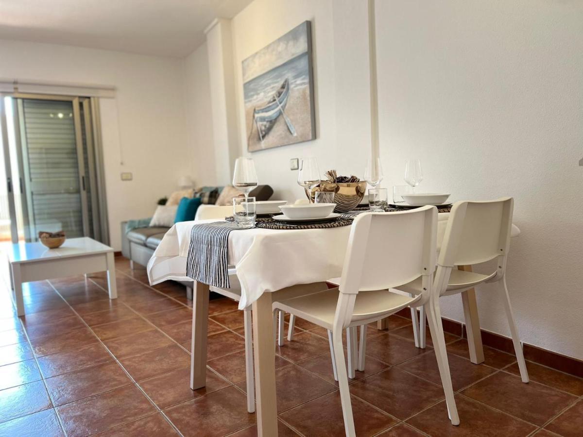 Apartamentos Vista Marina - El Medano Екстериор снимка