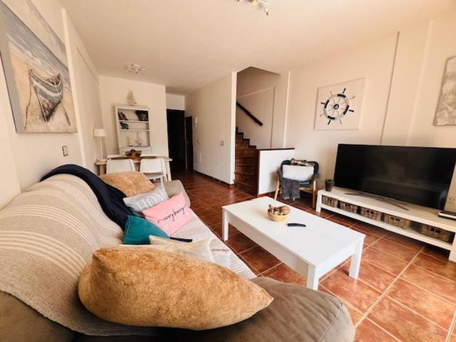 Apartamentos Vista Marina - El Medano Екстериор снимка